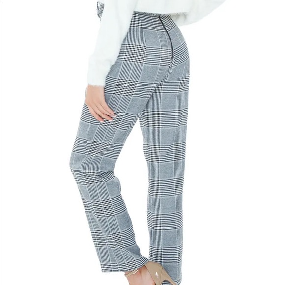 BARDOT
BELTED CHECK PANT - Picture 4 of 5